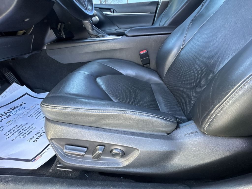 2022 Toyota Camry XSE - Photo 12