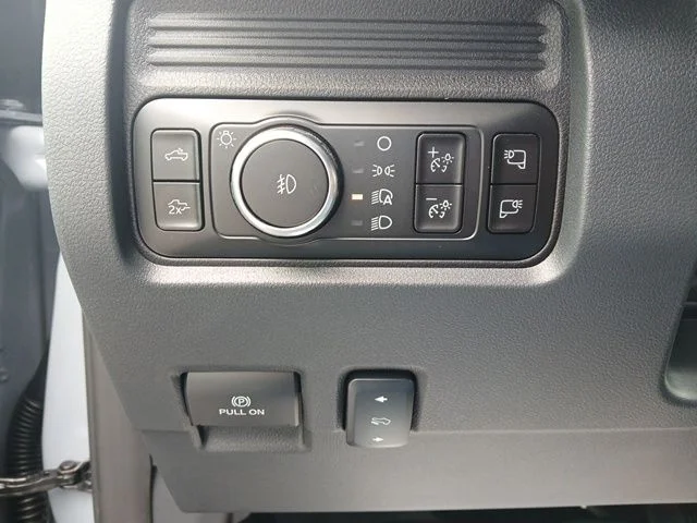 New 2026 Gray Ford Lariat image 26