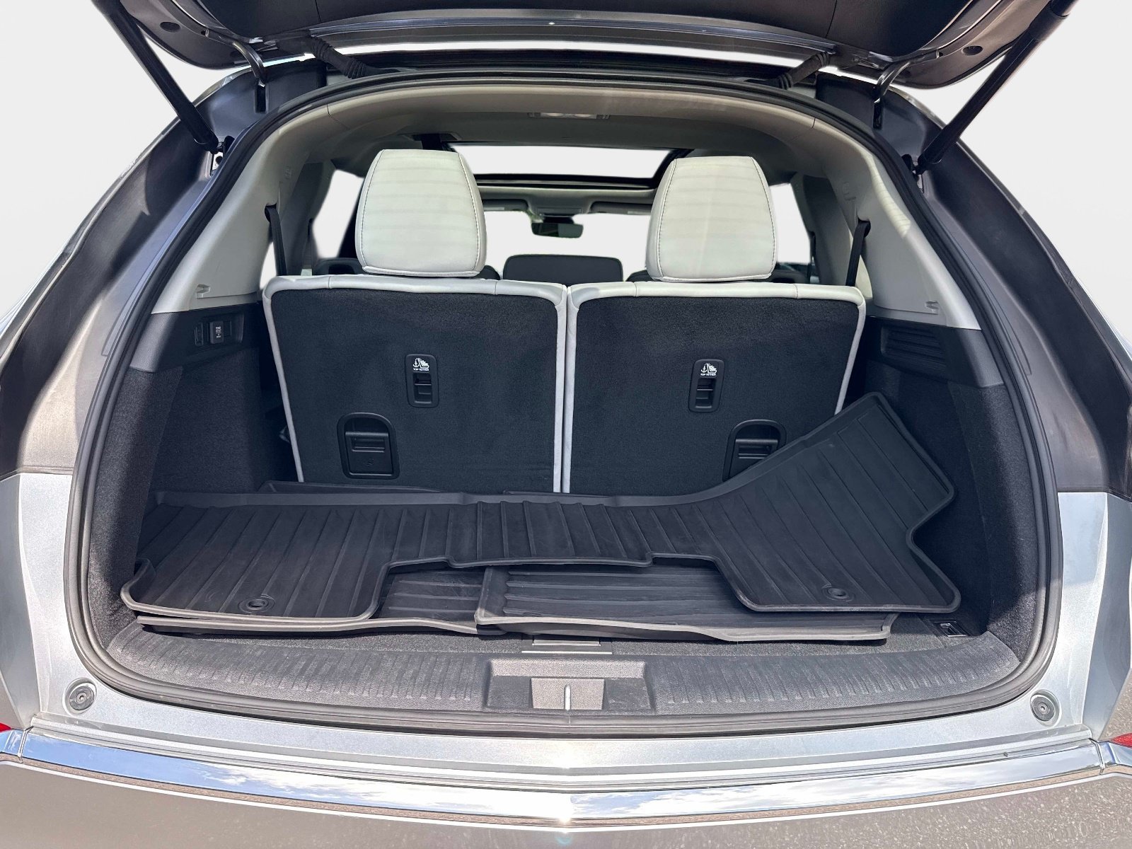 Used 2024 Lunar Silver Metallic Acura w/Technology Package image 9