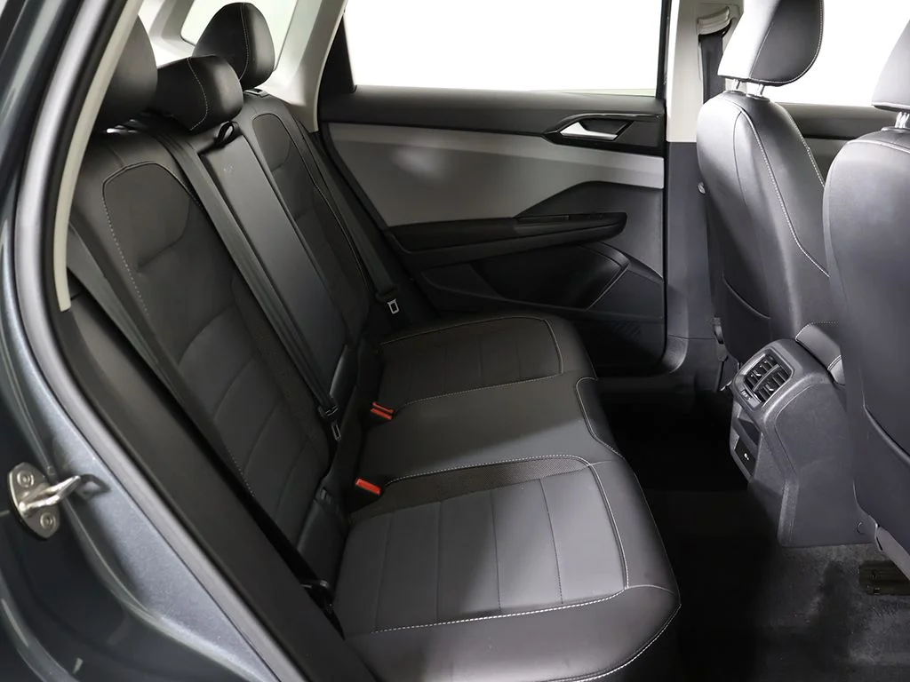 Certified Used 2023 Platinum Gray Metallic Volkswagen 1.5T SE image 33