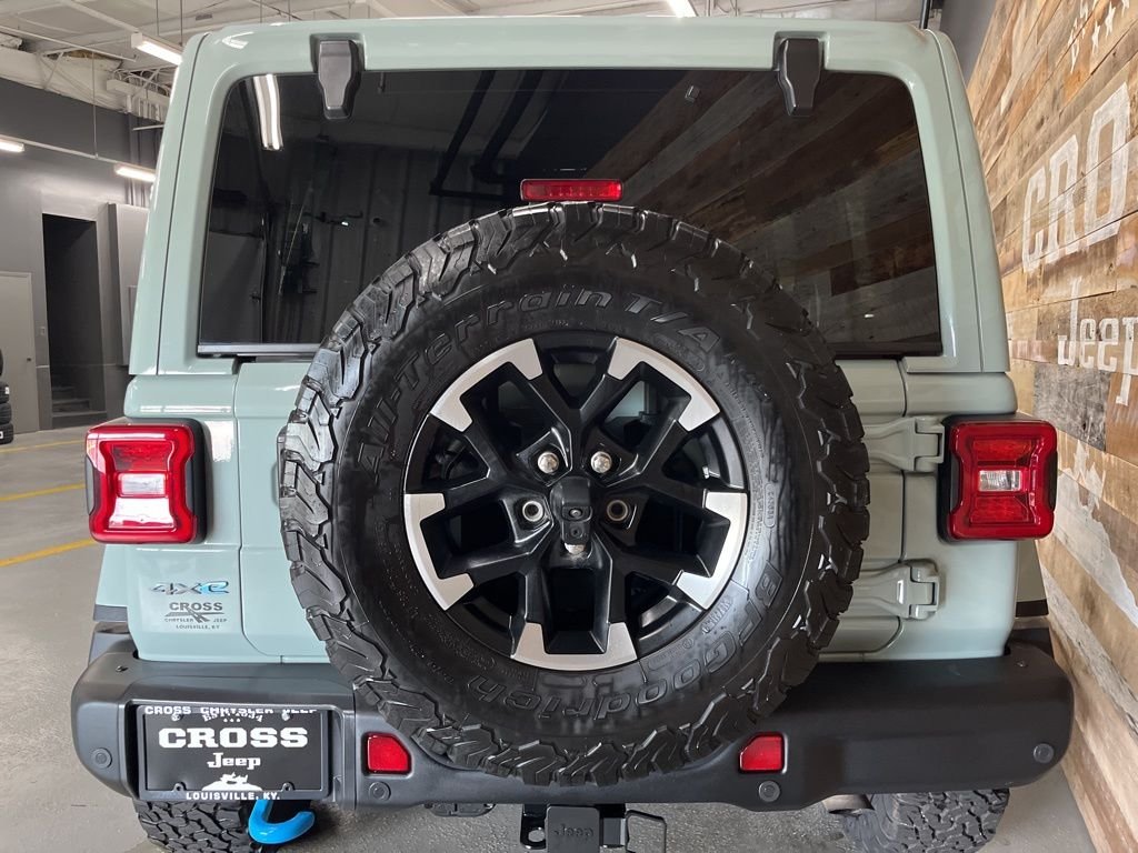Used 2024 Earl Clearcoat Jeep Rubicon 4xe image 27
