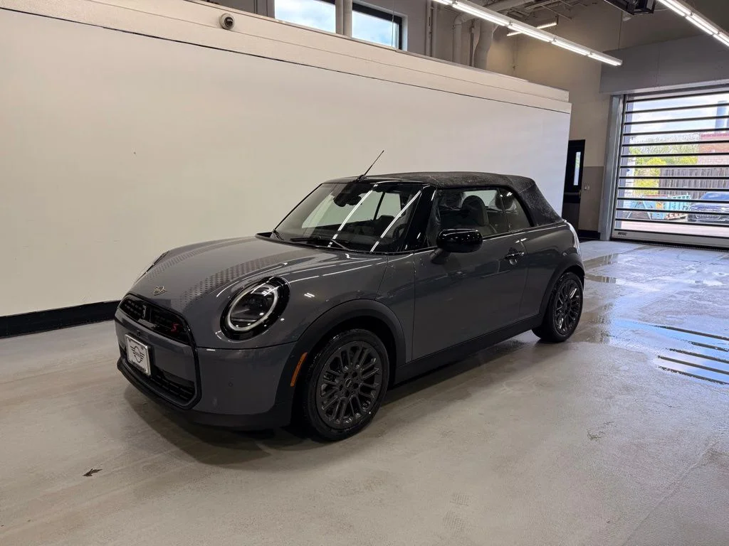 2026 MINI Convertible Cooper S's photo