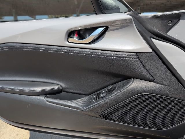 2025 Mazda MX-5 Miata RF Grand Touring - Photo 13