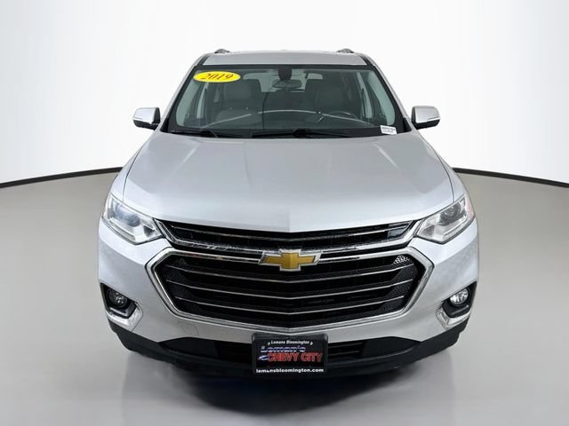 Used 2019 SILVER ICE METALLIC Chevrolet LT Cloth image 2
