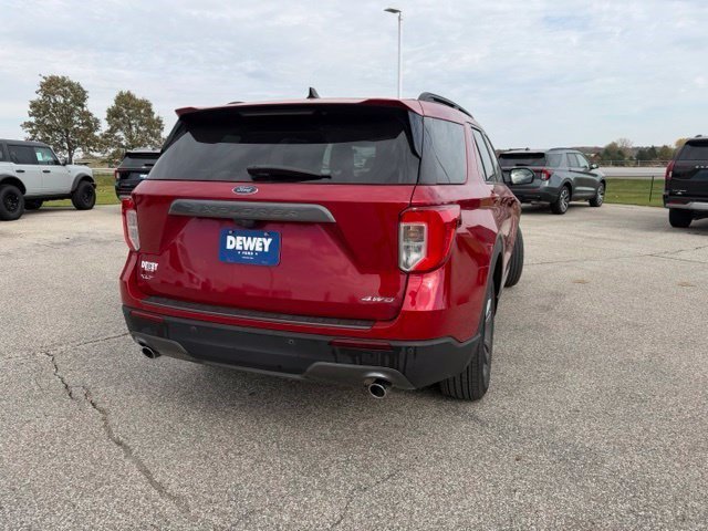 Certified Used 2022 Red Metallic Ford XLT image 12