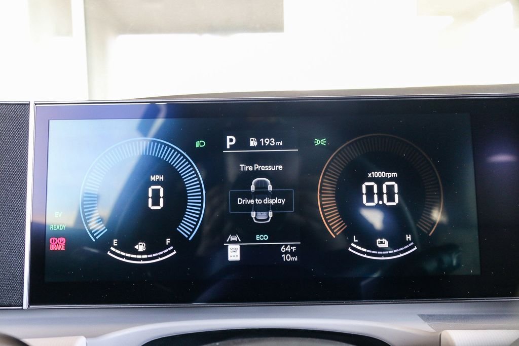 New 2026 Silver Hyundai SEL image 26