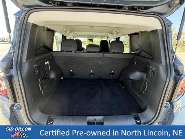 Used 2023 Slate Blue Pearlcoat Jeep Latitude image 11
