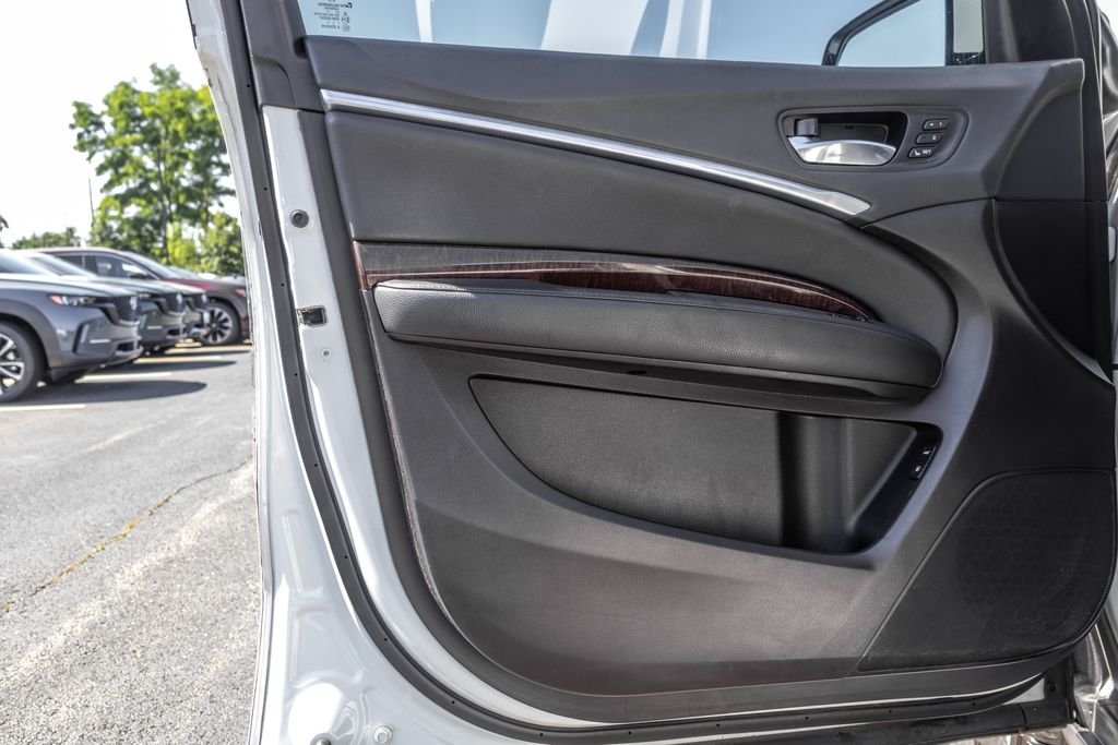 Used 2020  Acura 3.5L image 25