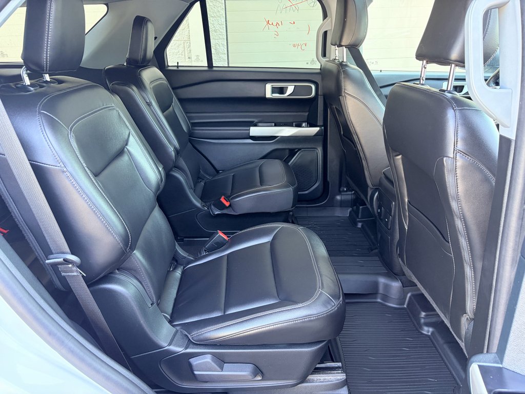 Used 2023 White Ford XLT image 22