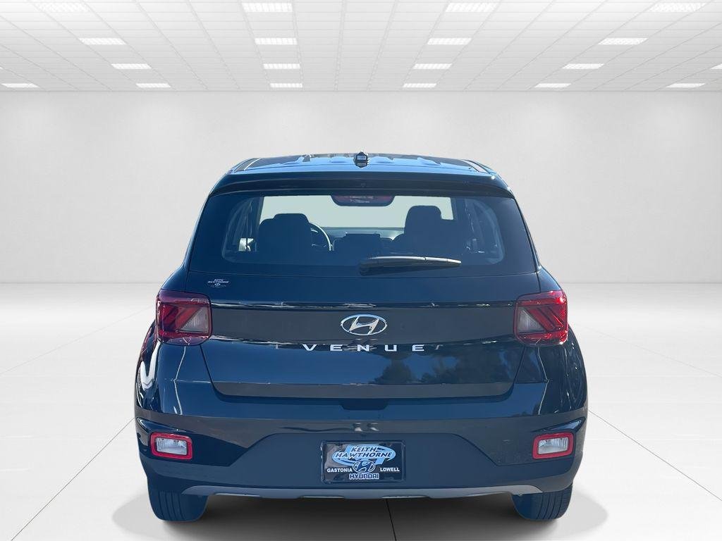 New 2026 Black Hyundai SE image 6