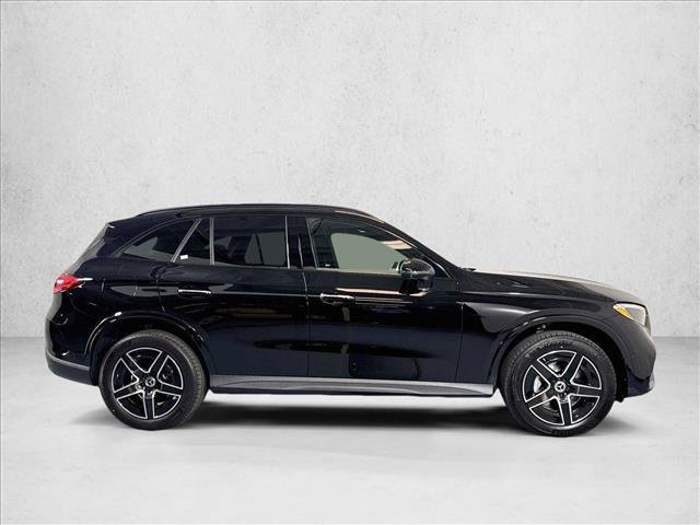 New 2026 Black Mercedes-Benz GLC 300 image 33