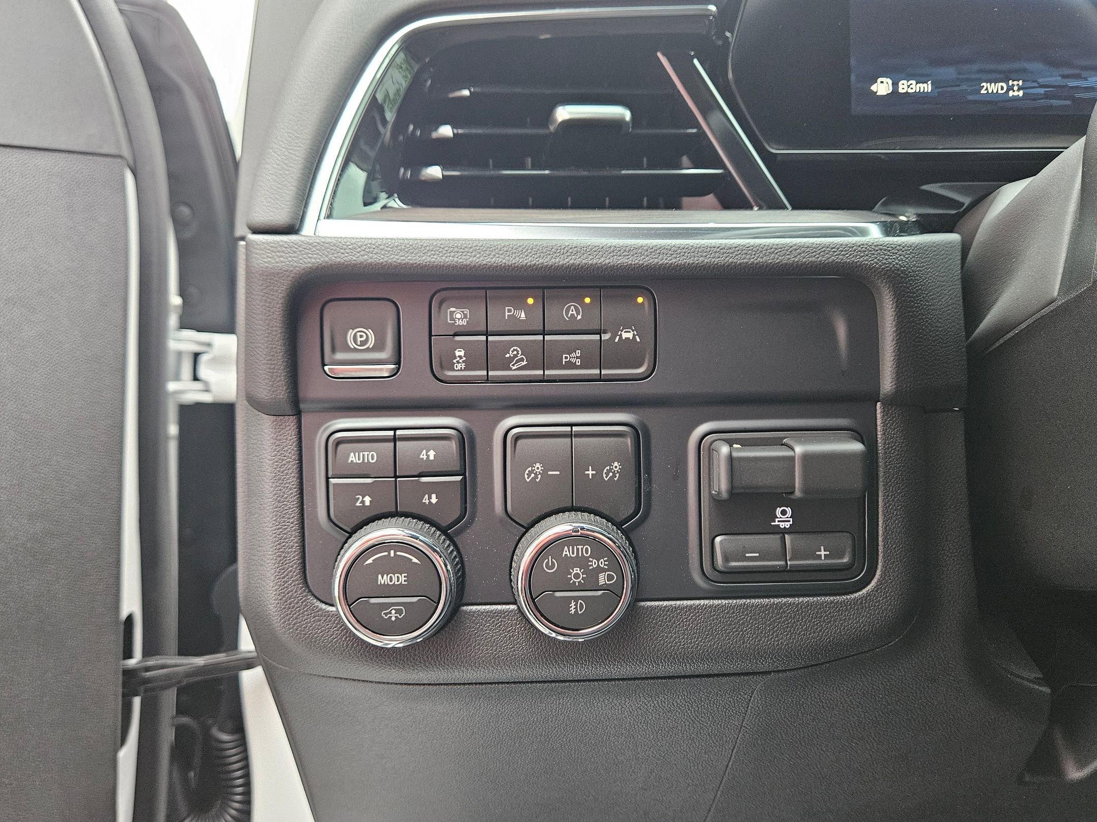 Used 2026 Summit White Chevrolet Z71 image 19