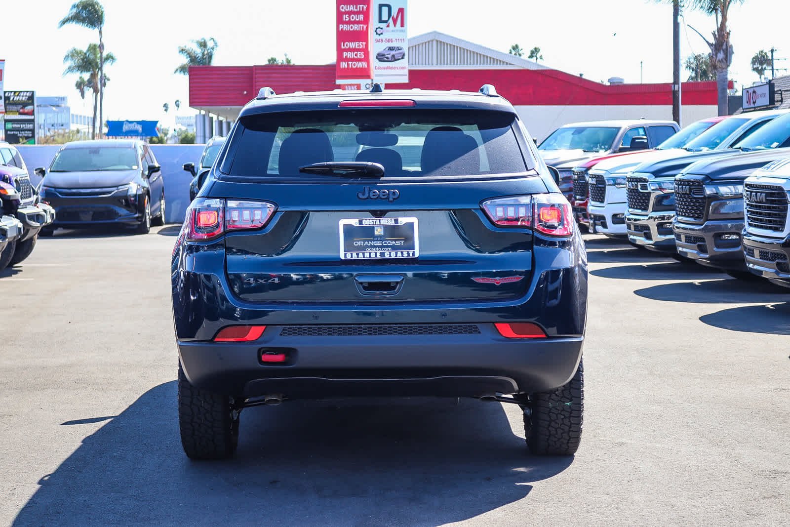 New 2026 Fathom Blue Pearl-Coat Exterior Paint Jeep Trailhawk image 5