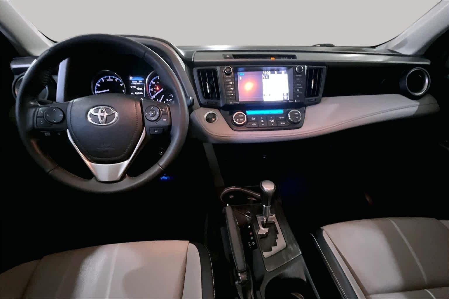 Used 2017 Silver Sky Metallic Toyota Platinum image 15