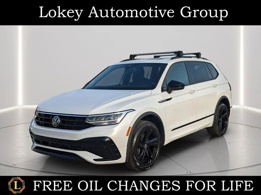 2023 Volkswagen Tiguan SE R-LINE BLACK