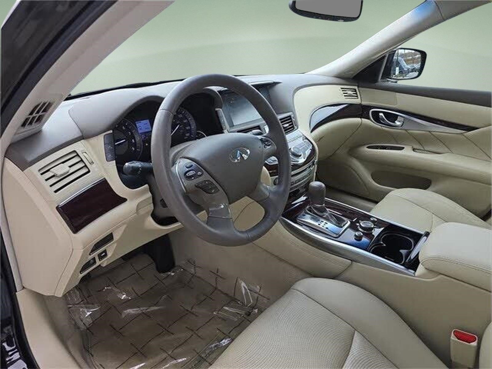 Used 2011 Malbec Black INFINITI Base image 21