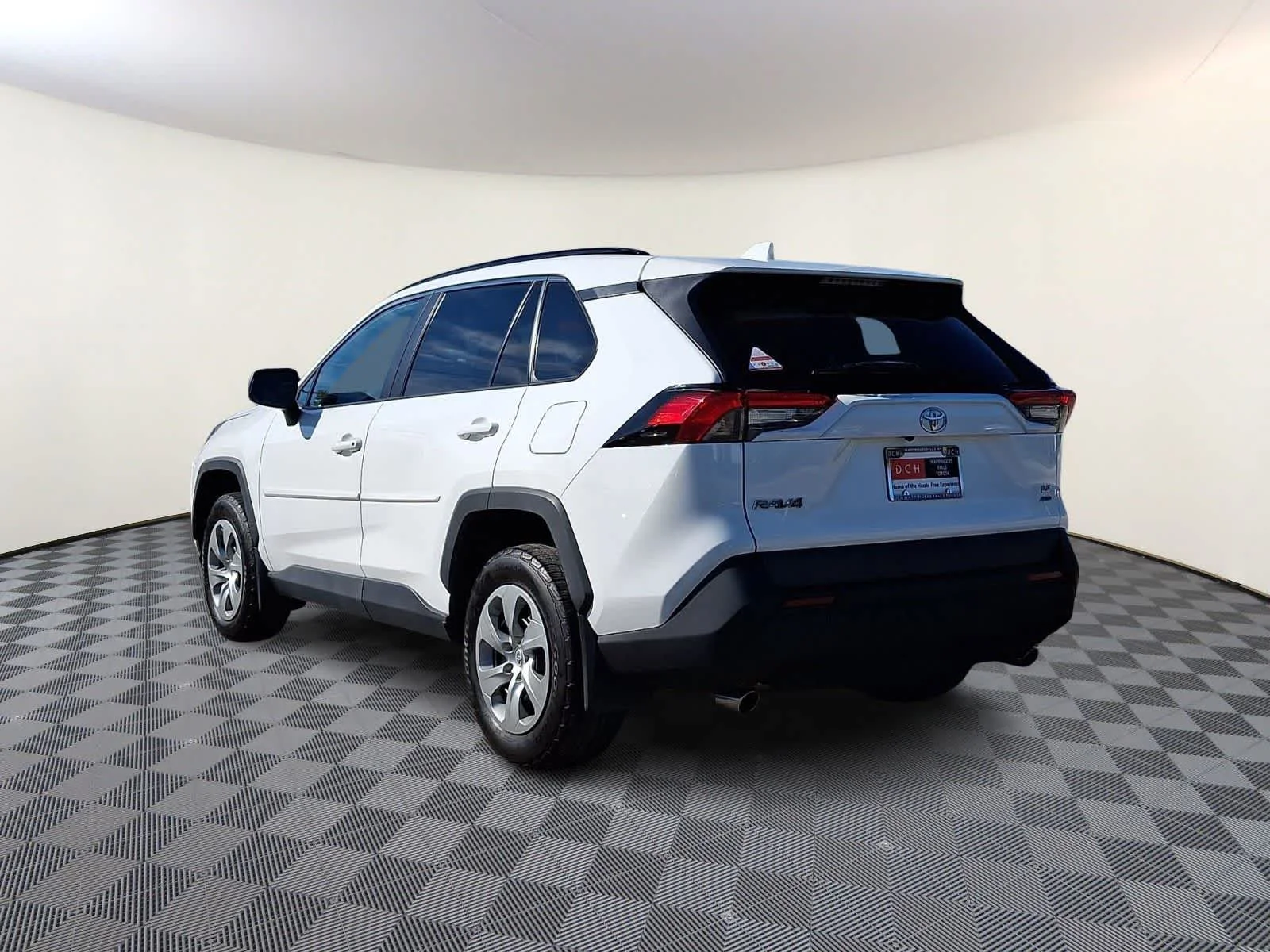 Certified Used 2021 Super White Toyota LE image 7