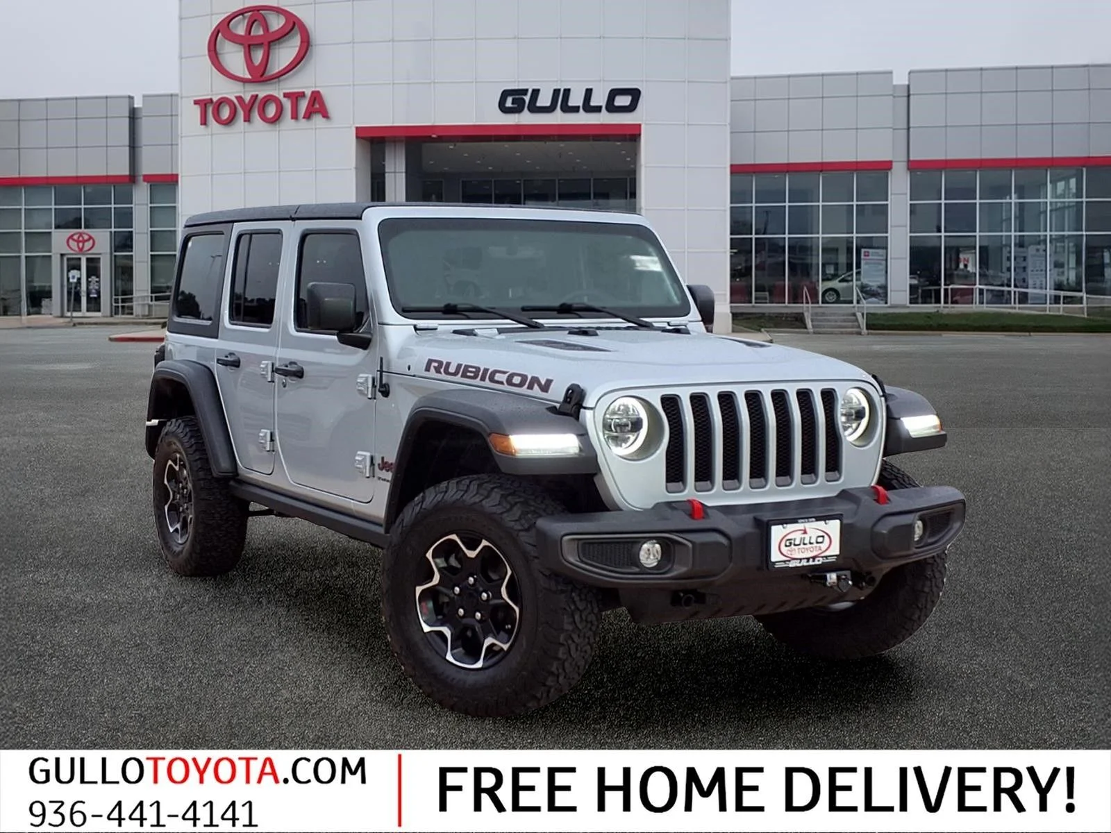 Used 2023 Silver Jeep Rubicon image 1