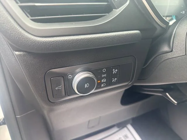 Used 2020 White Ford SEL image 26