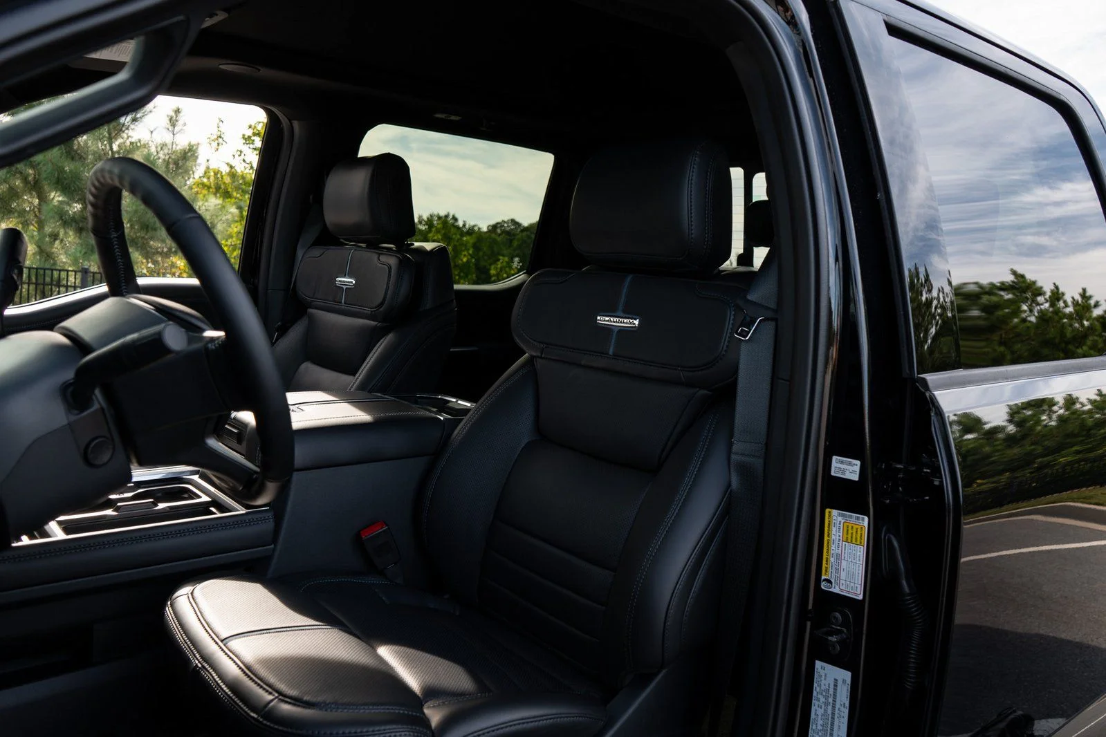 2026 Ford F-250 Super Duty Platinum - Photo 24
