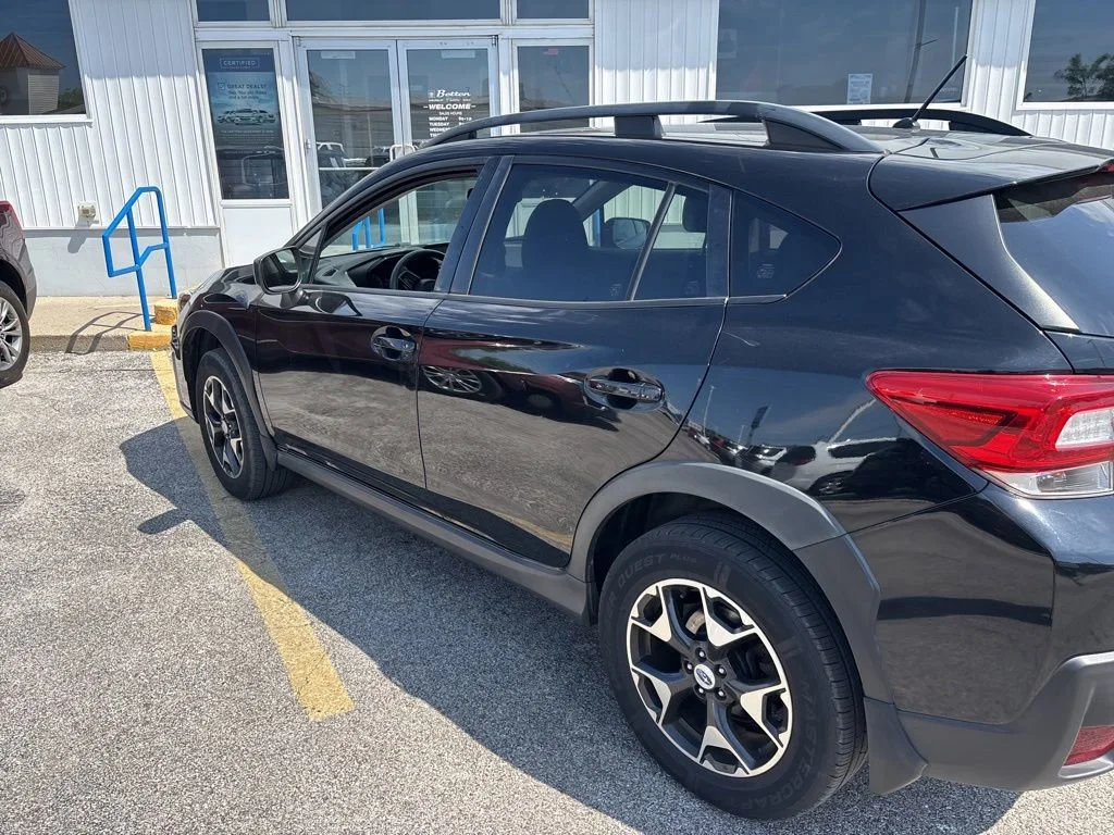Used 2018 Black Subaru 2.0i image 1