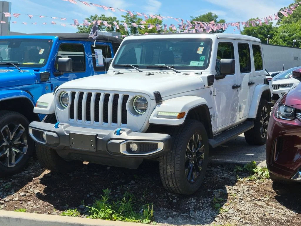 Used 2022 White Jeep Unlimited Sahara 4xe image 2