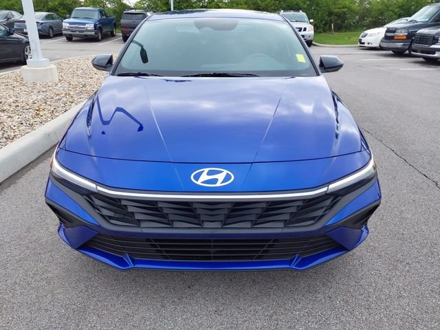 Certified Used 2025 Intense Blue Hyundai SEL Sport image 3