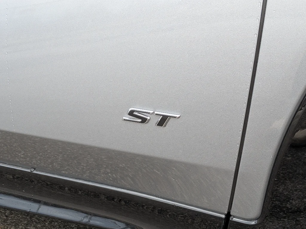 New 2026 Moonstone Gray Metallic Buick Sport Touring image 22