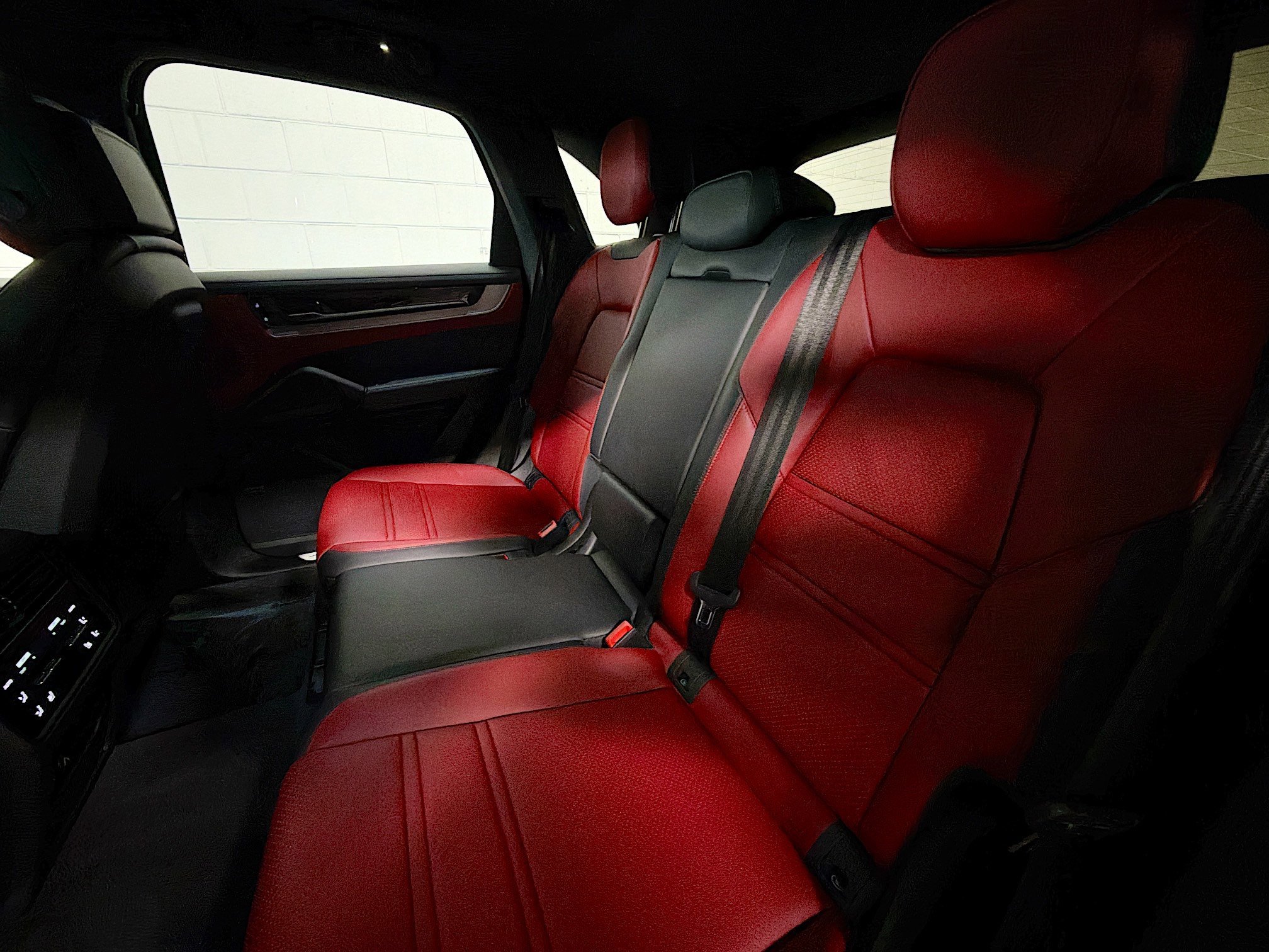 Certified Used 2024 Chalk Porsche  image 21