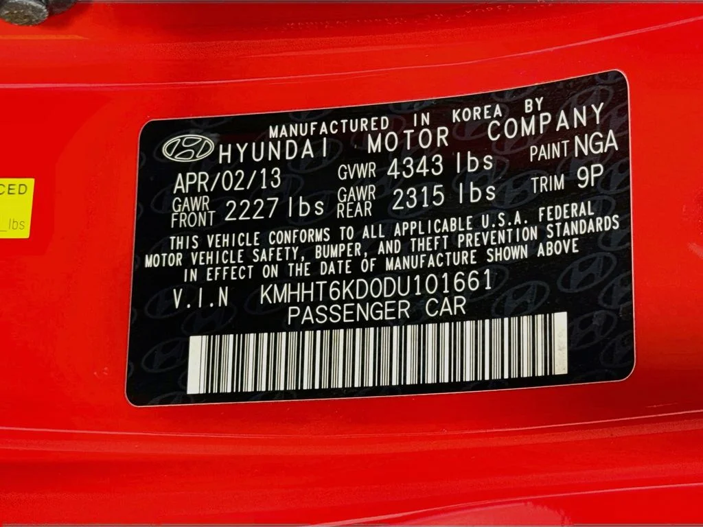 Used 2013 Red Hyundai 2.0T image 36