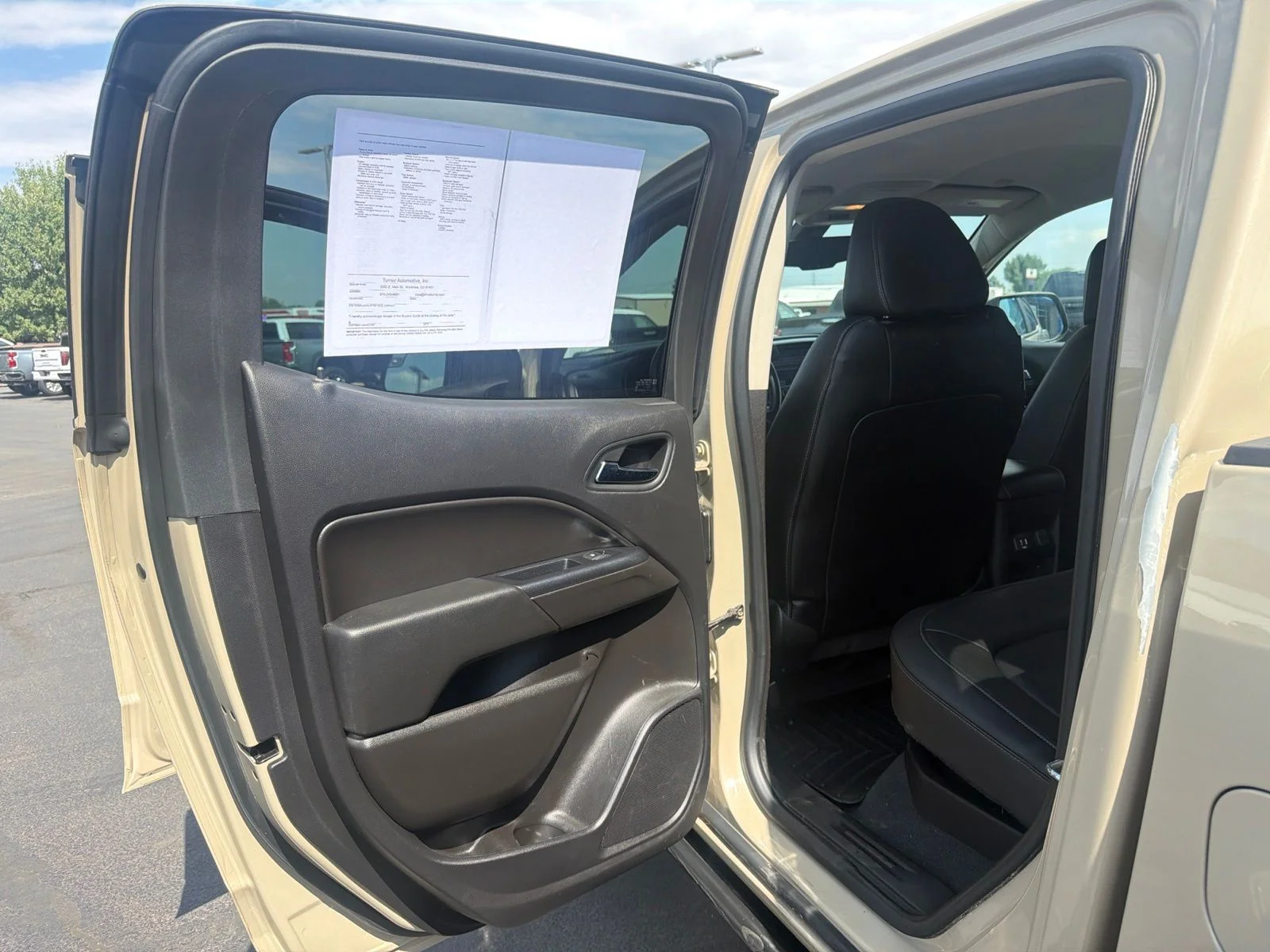 Used 2021 Beige Chevrolet ZR2 image 28