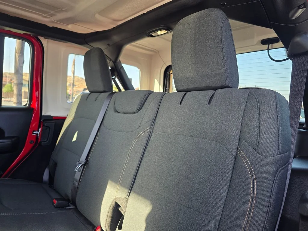 Used 2025 Red Jeep Sport S image 17