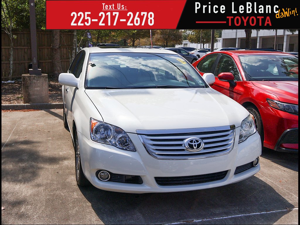 Used 2010 Blizzard Pearl Toyota Limited image 1