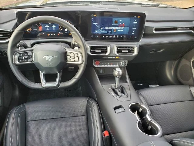 2025 Ford Mustang GT Premium Convertible - Photo 33