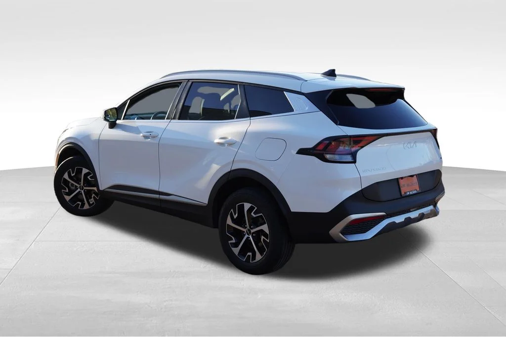 Used 2025 Snow White Pearl Kia EX image 7