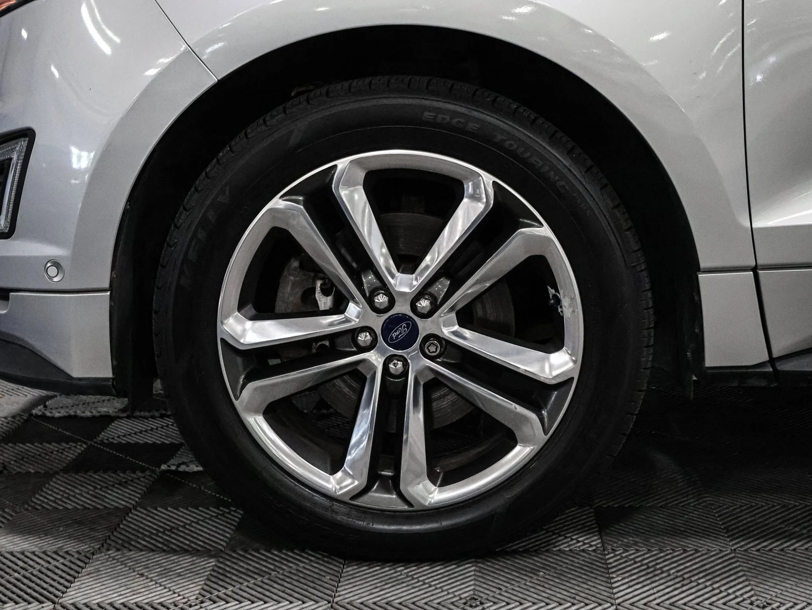 Used 2018 Silver Ford Sport image 20
