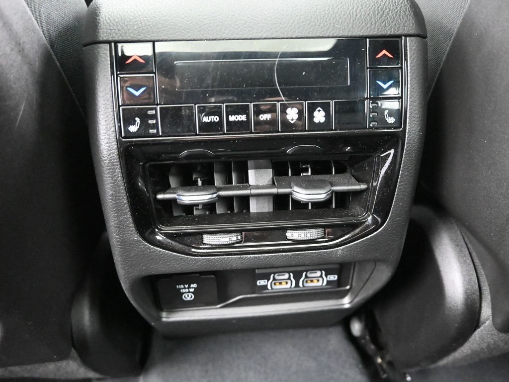 2023 Jeep Grand Cherokee Overland 4xe - Photo 16