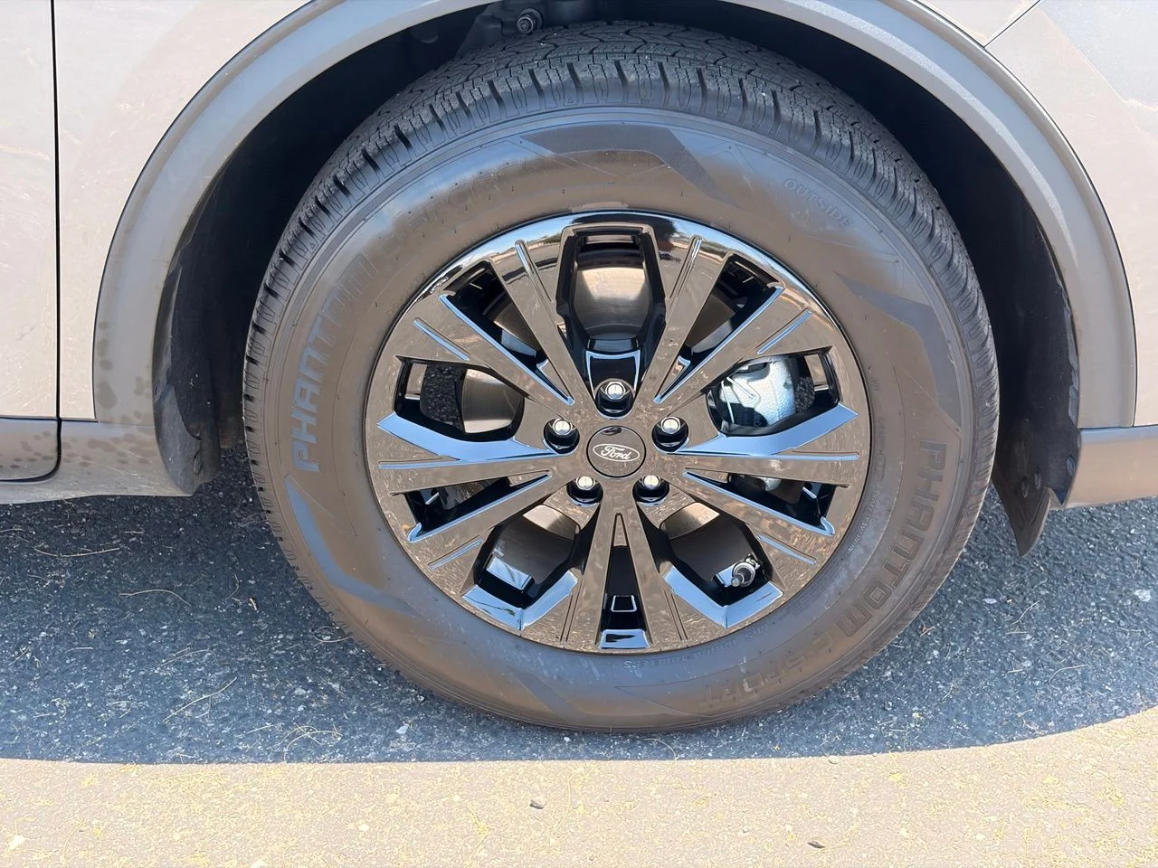 Used 2024 Gray Metallic Ford Active image 31