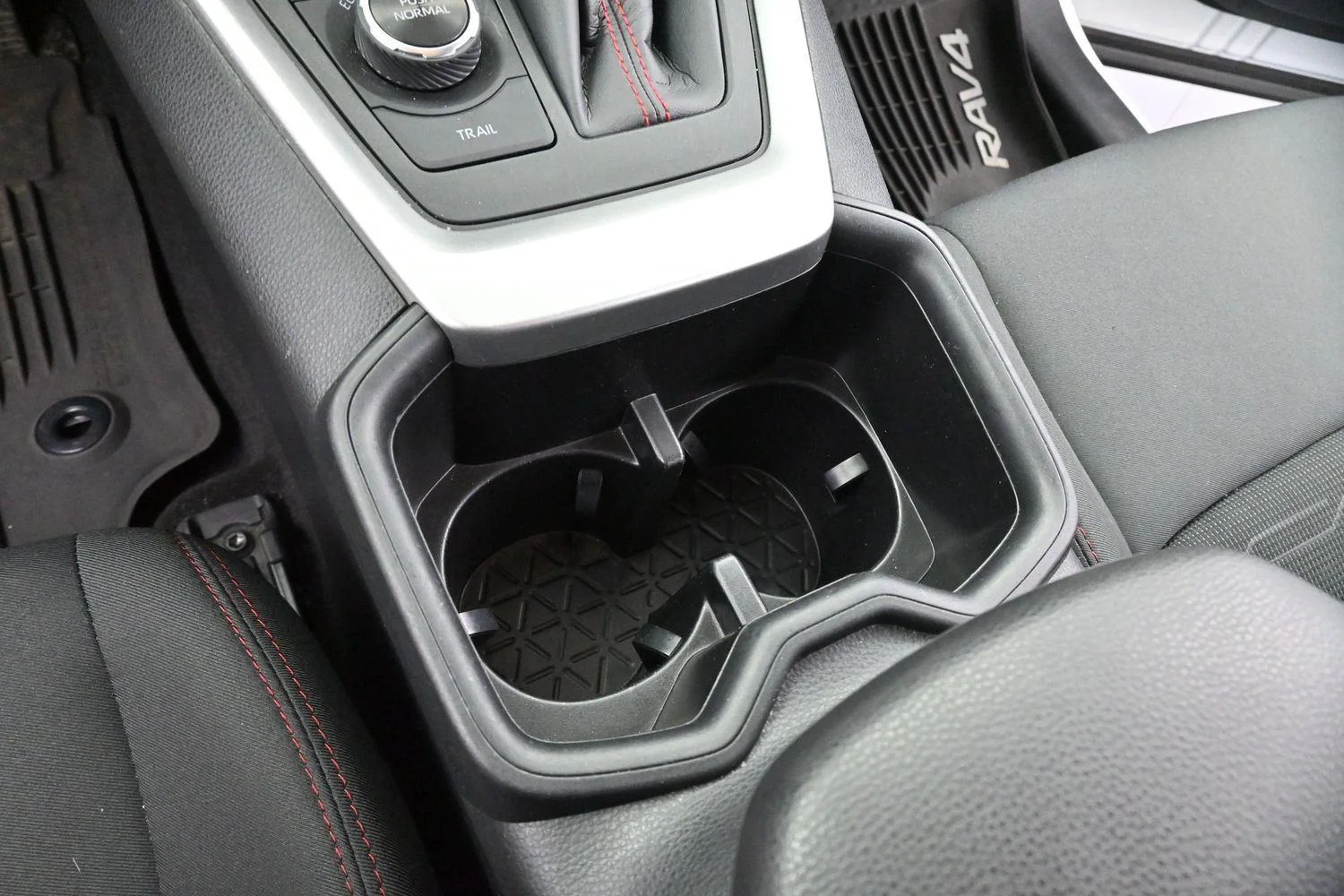 Used 2024 Ice Cap Toyota SE image 18
