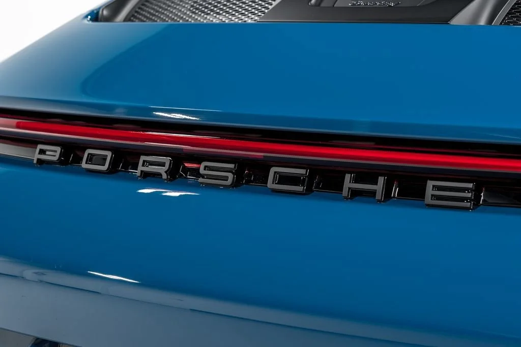 Used 2022 Oslo Blue Porsche GT3 image 49