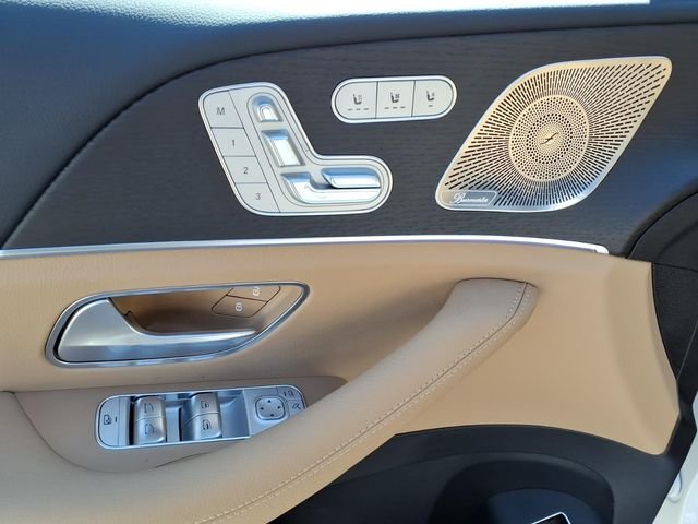 New 2026 White Mercedes-Benz GLS 450 image 13