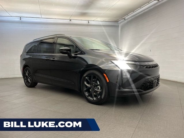 2027 Chrysler Pacifica Limited