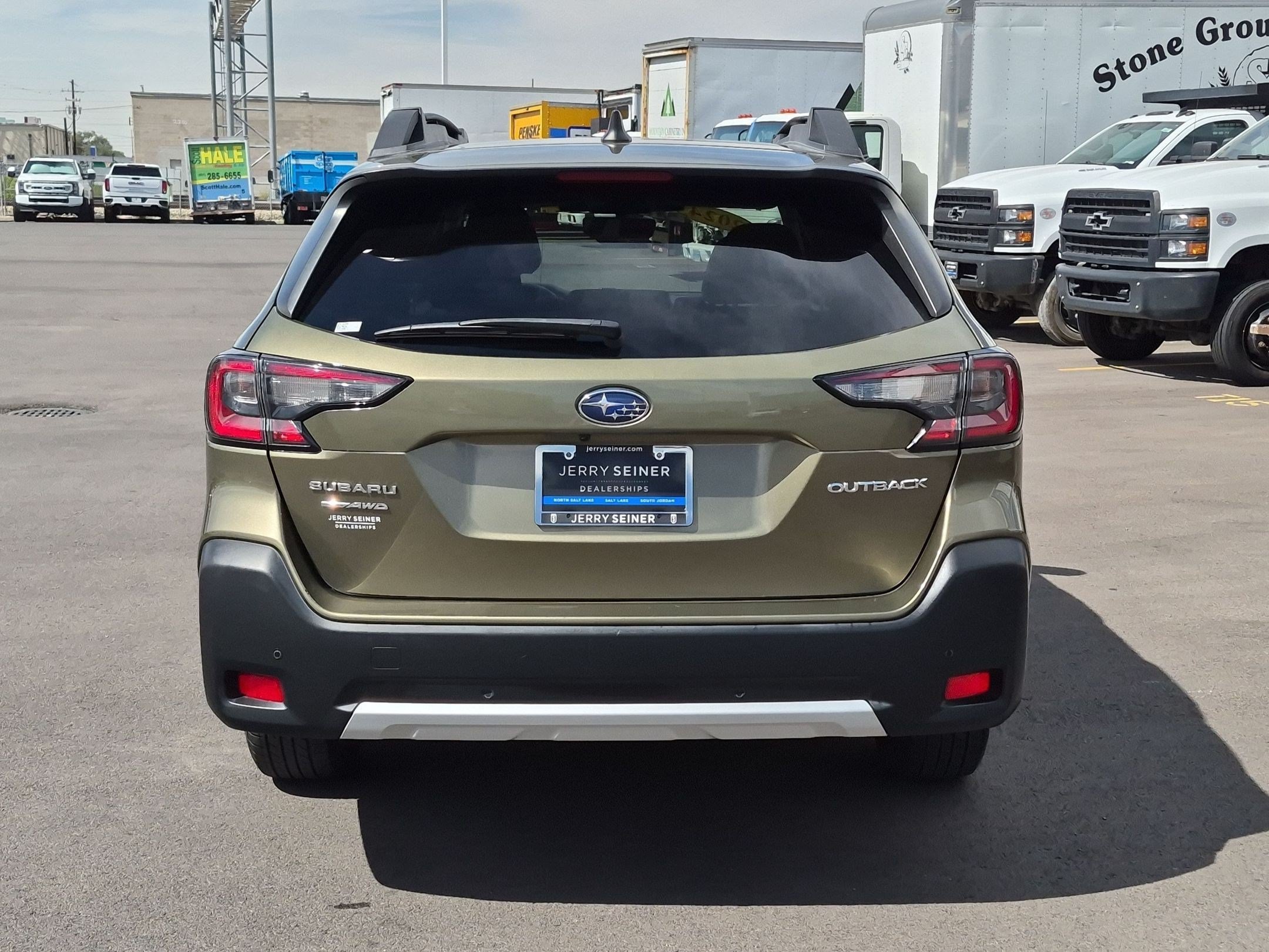 Used 2024 Autumn Green Metallic Subaru Limited image 5