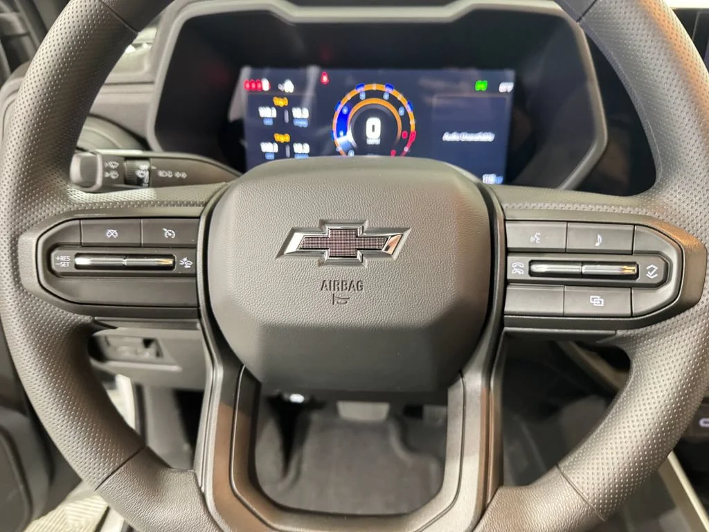 New 2026 Summit White Chevrolet Trail Boss image 14