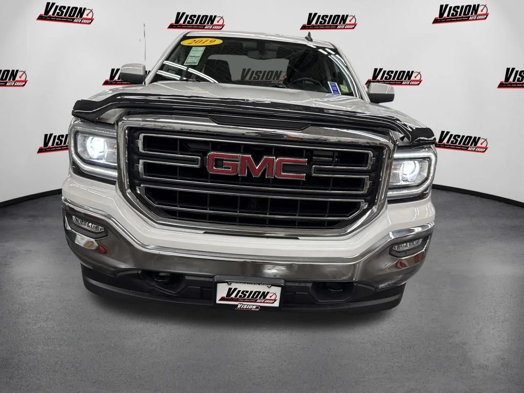 Used 2019 White GMC SLE image 2