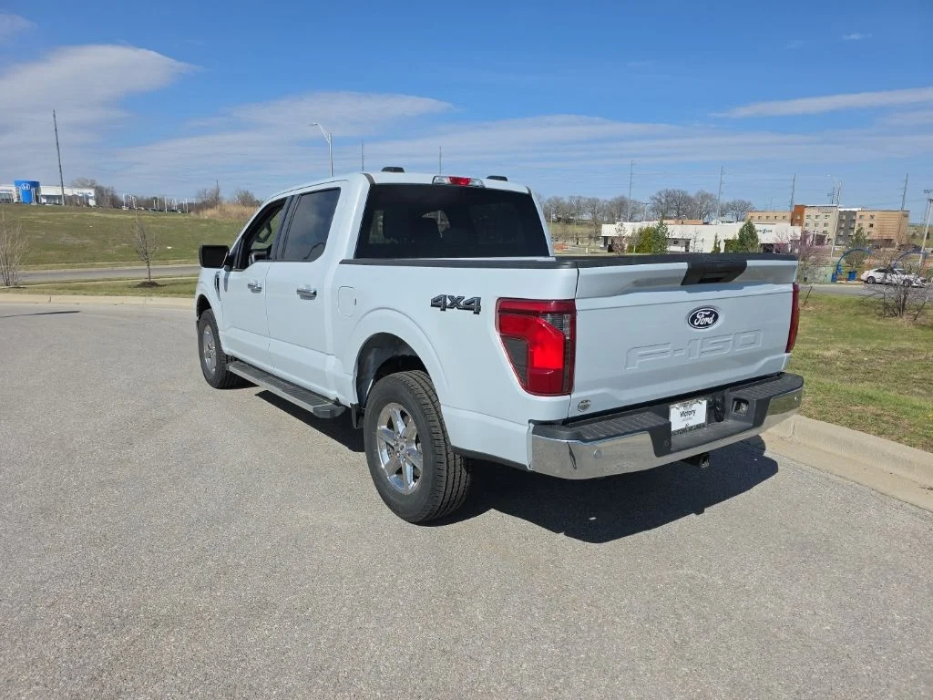 Used 2025 White Ford XLT image 7