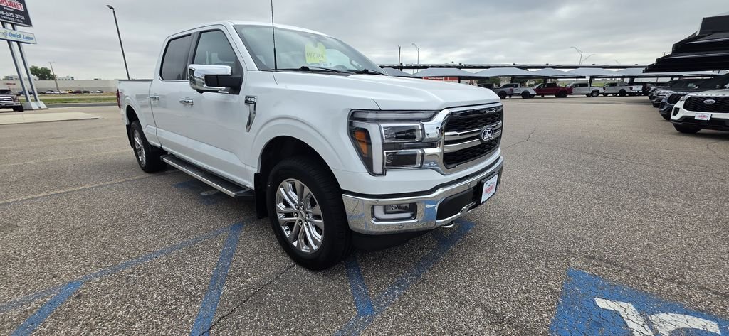 Used 2024 Oxford White Ford Lariat image 4