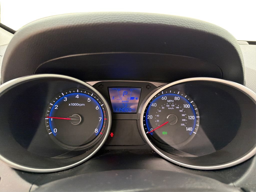 Used 2015 Shadow Grey Metallic Hyundai GLS image 16