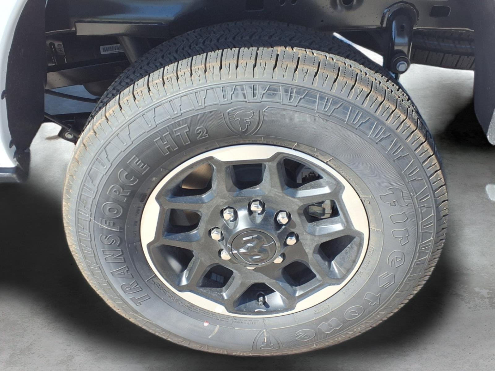 New 2026 Bright White Clear-Coat Exterior Paint RAM Laramie image 7