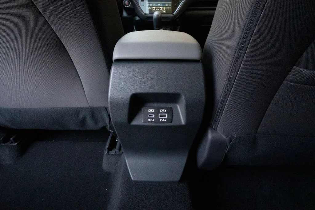 New 2026 MAGNETITE GRAY PEARL Subaru Premium image 18